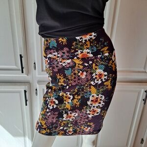 LuLaRoe Vibrant Floral Pencil Skirt